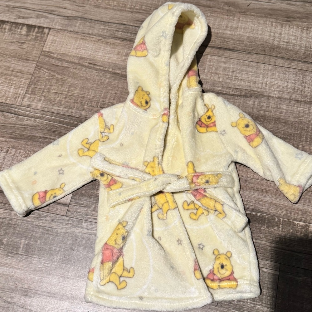 Disney baby Winnie the Pooh kids 0-12months Robe - yellow with red detailing